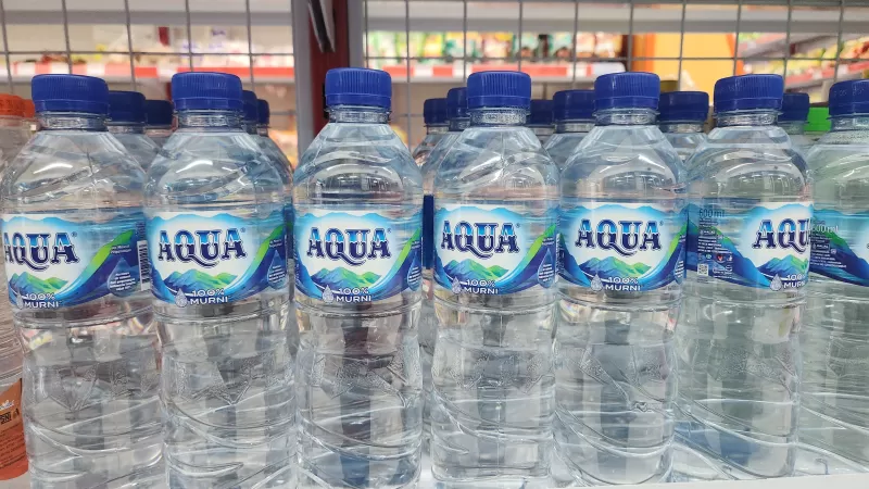 Aqua Botol 600ml